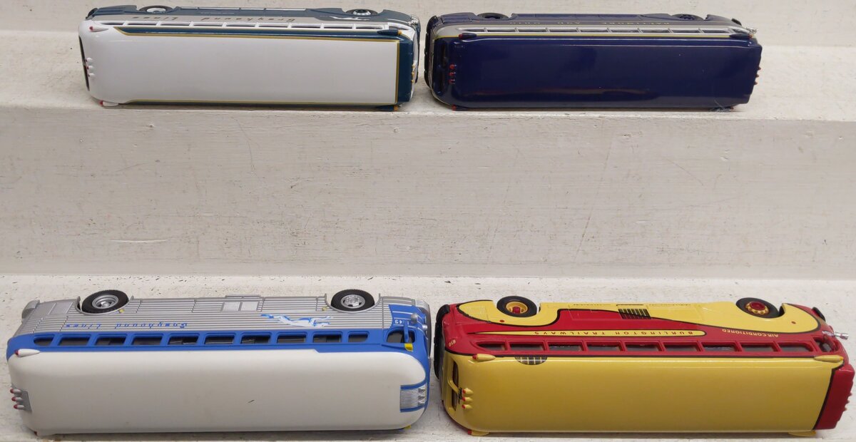 Corgi and Others 1:50 Assorted Coach Buses Yellow 743, MTH Coach [4] EX
