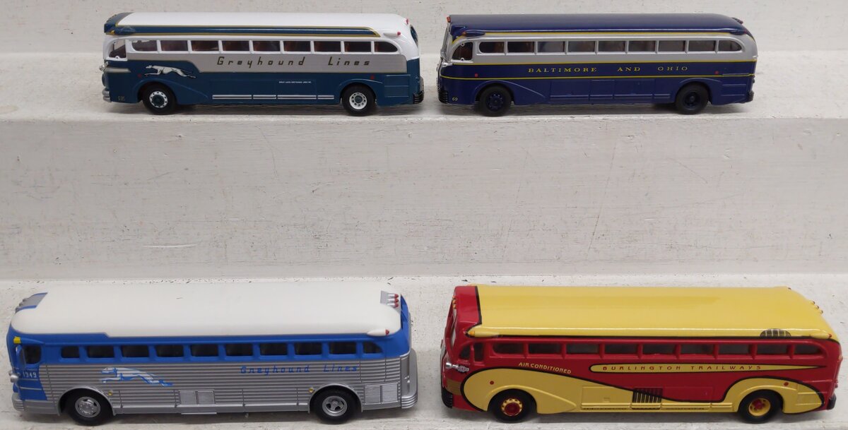 Corgi and Others 1:50 Assorted Coach Buses Yellow 743, MTH Coach [4] EX