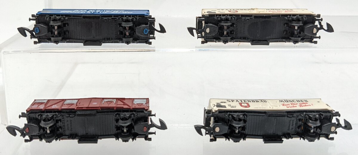 Marklin Z Scale Assorted Freight Cars [4]: (2) 8602, 8603, & 8605 VG