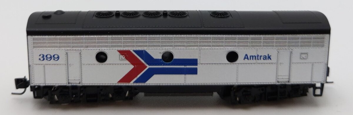 Micro-Trains 98012180 Z Amtrak F7 Dummy B-Unit Diesel Locomotive #399 LN/Box