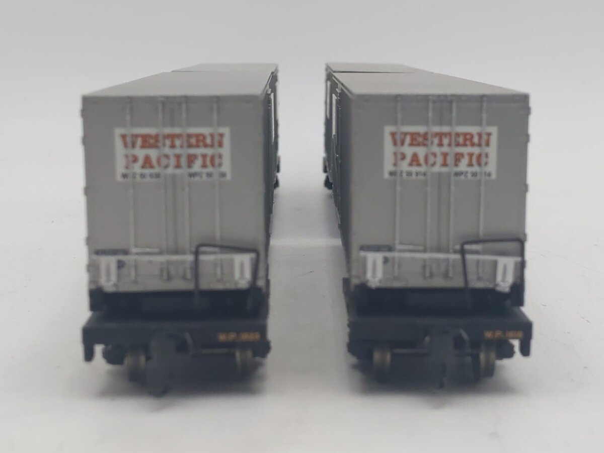 Walthers 932-23929 HO Western Pacific Flexi-Van Flat Car W/Trailer (Set of 2) EX