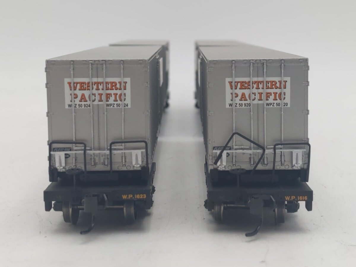 Walthers 932-23929 HO Western Pacific Flexi-Van Flat Car W/Trailer (Set of 2) EX
