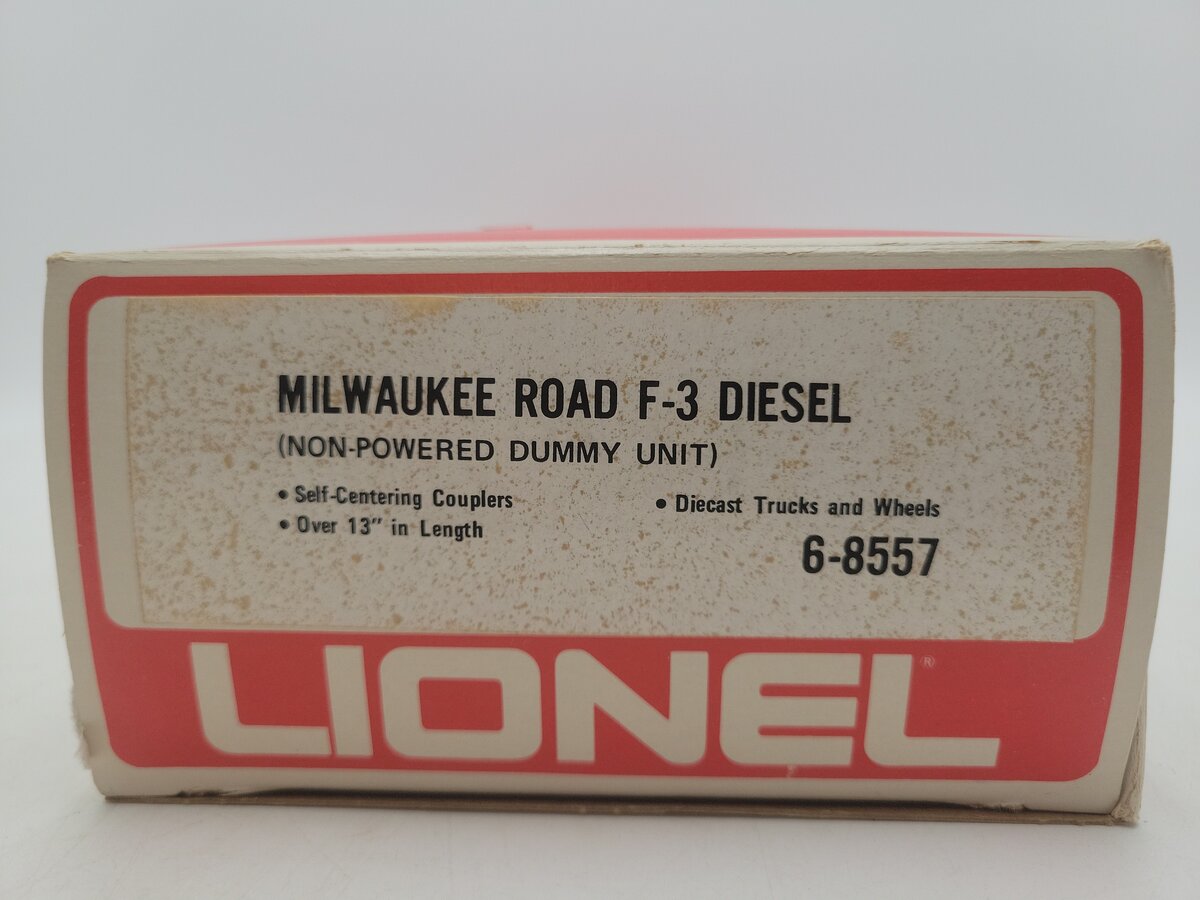 Lionel 6-8557 O Milwaukee Road F3 A Non-Powered Diesel Locomotive #8557 EX/Box