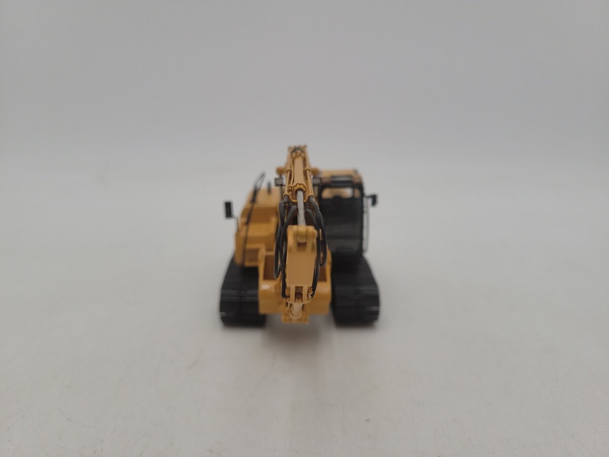 CCM  320C Cat 1:48 Scale Caterpillar Cat 320C LU Excavator W/Bucket & Thumb #065 LN/Box