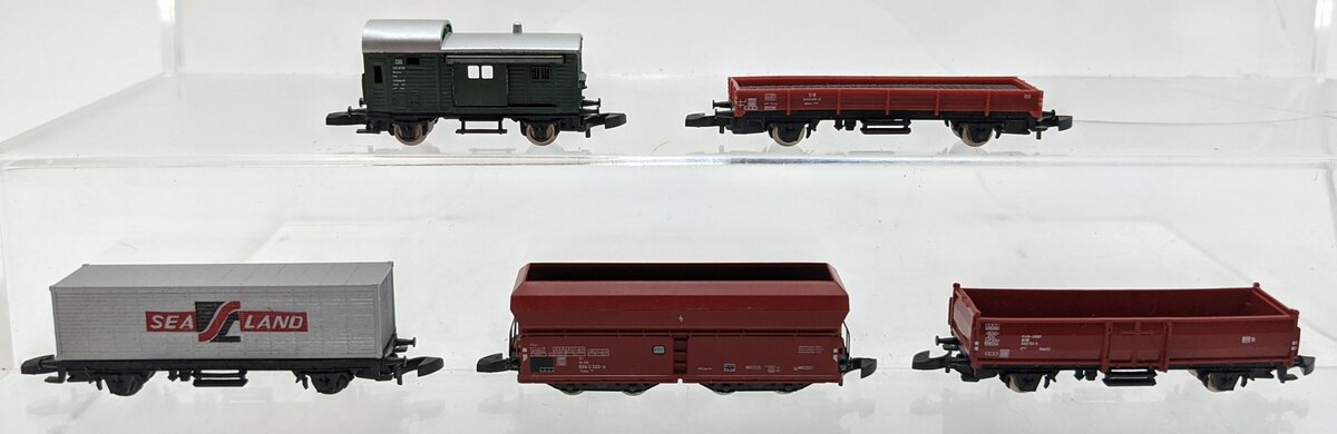 Marklin Z Scale Assorted Freight Cars [5]: 8609, 8610, 8616, 8622, & 8630 EX