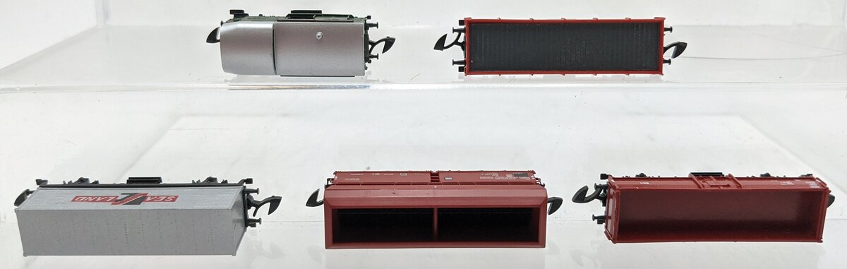Marklin Z Scale Assorted Freight Cars [5]: 8609, 8610, 8616, 8622, & 8630 EX