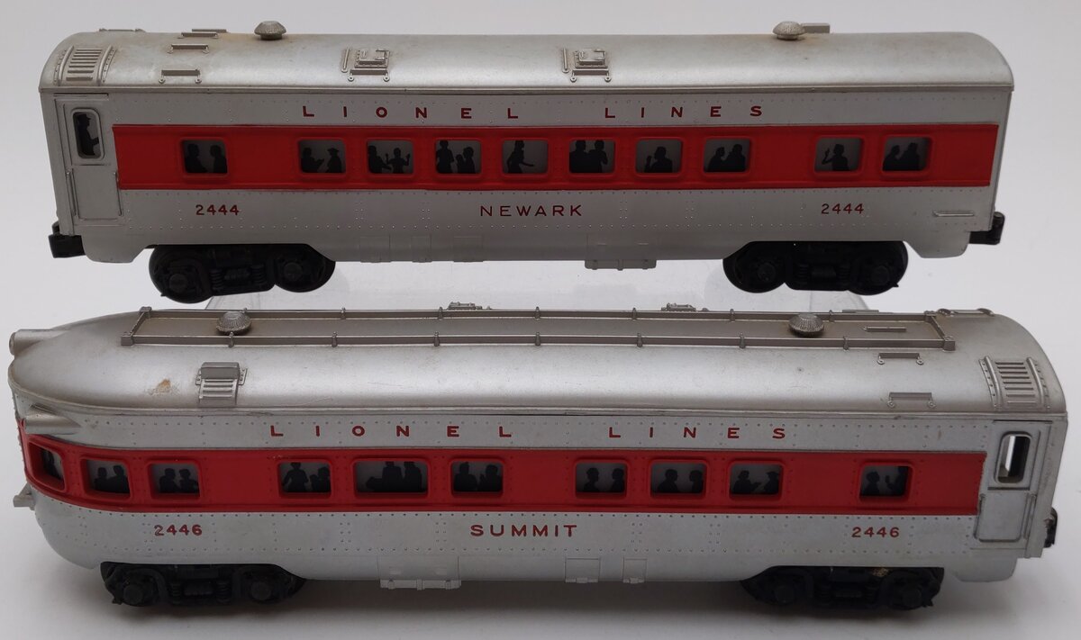 Lionel Vintage O Red Stripe Passenger Cars 2444, 2446 [2] VG/Box