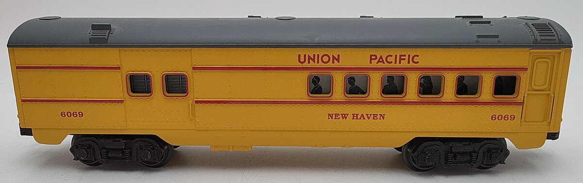 Lionel 6-16069 O Gauge Union Pacific New Haven Combo Car #6069 EX/Box