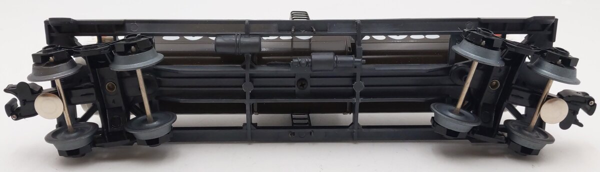 Lionel 6-9324 O Gauge Tootsie Roll Single Dome Tank Car EX/Box