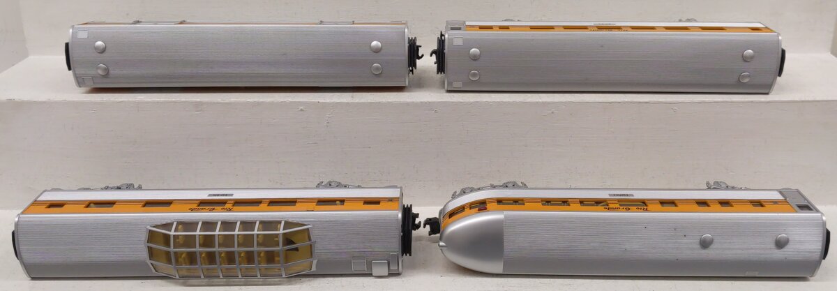 MTH 30-6094 O Denver & Rio Grande O-27 Streamlined Passenger Car Set (Set of 4) VG/Box