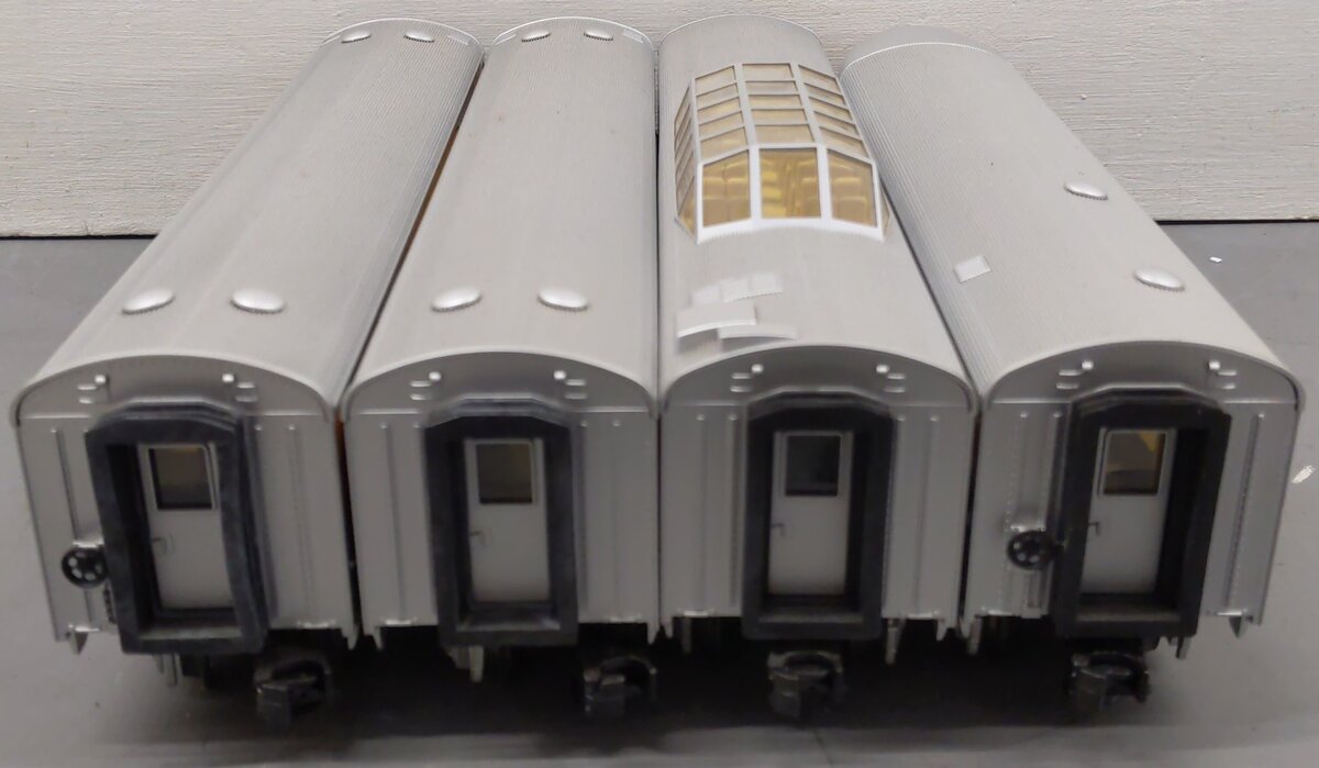 MTH 30-6094 O Denver & Rio Grande O-27 Streamlined Passenger Car Set (Set of 4) VG/Box