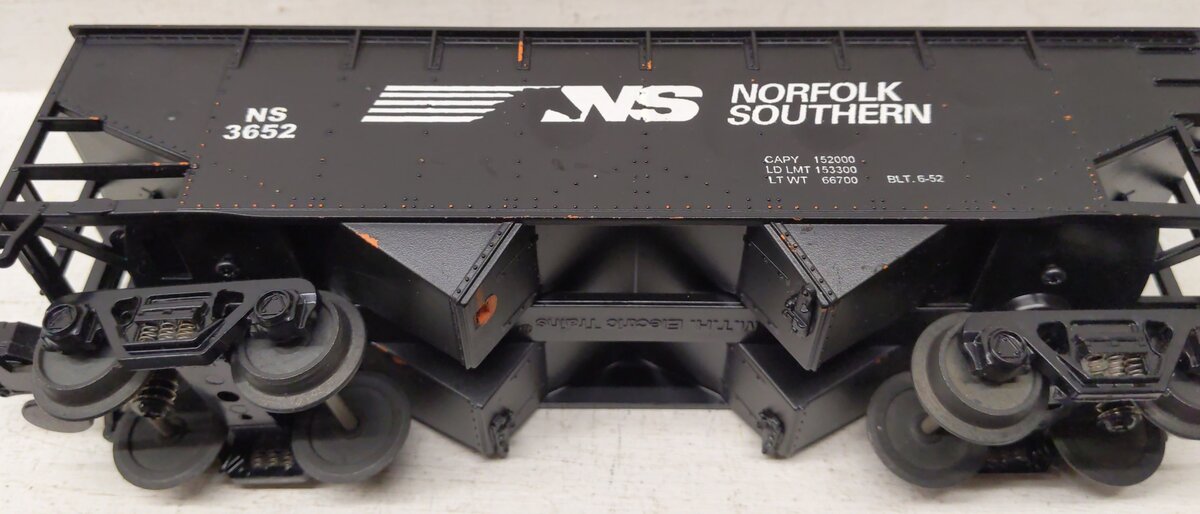 MTH O Gauge Custom Painted Norfolk Southern Hopper Cars: 3652 [3]