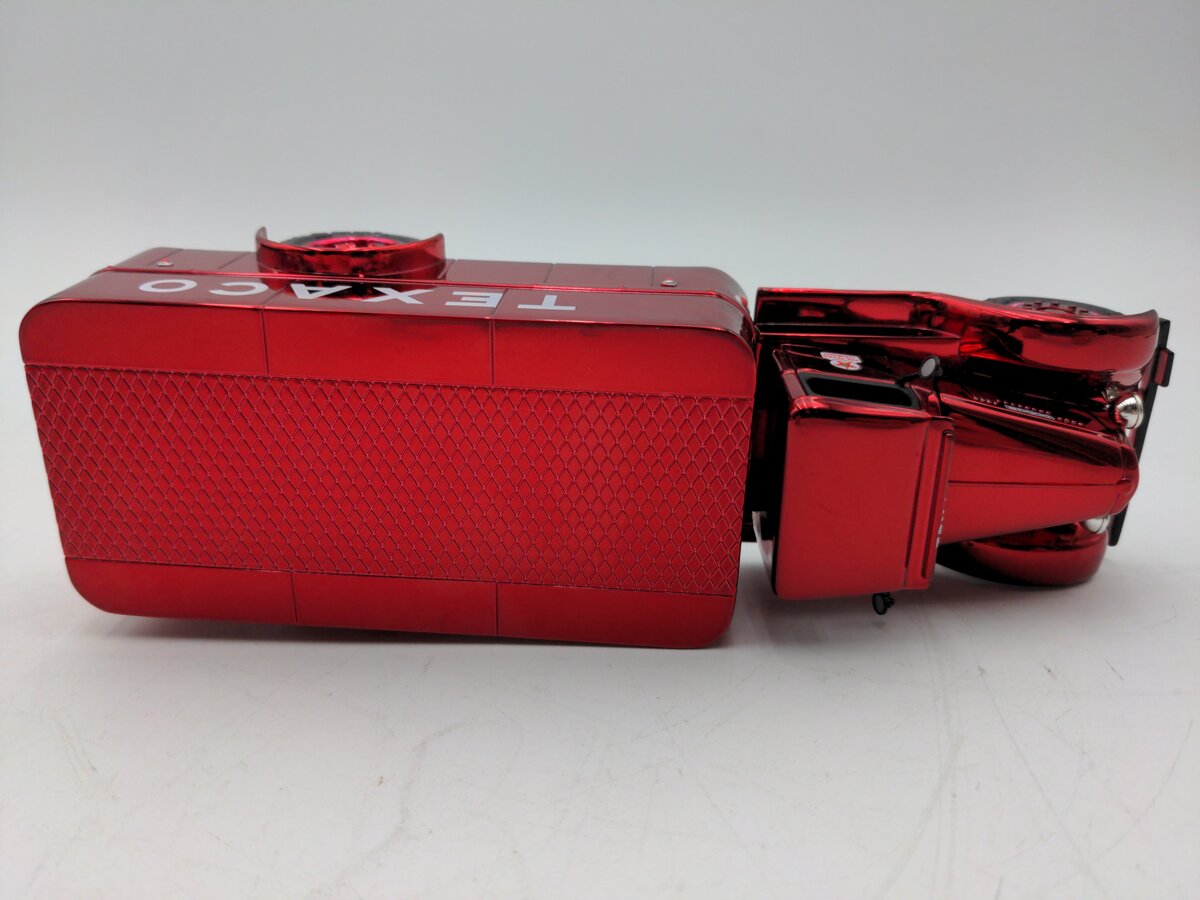 Ertl 20908P 1:38 2002 Texaco #19 1935 Dodge 3-Ton Truck Coin Bank LN/Box