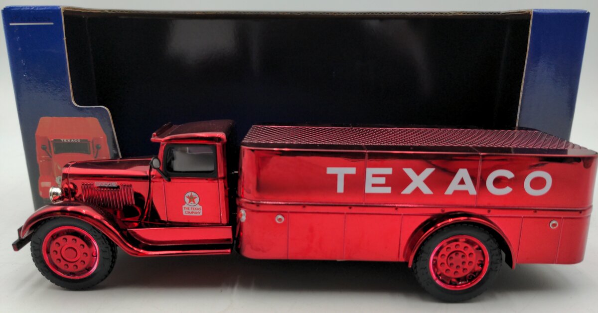 Ertl 20908P 1:38 2002 Texaco #19 1935 Dodge 3-Ton Truck Coin Bank LN/Box