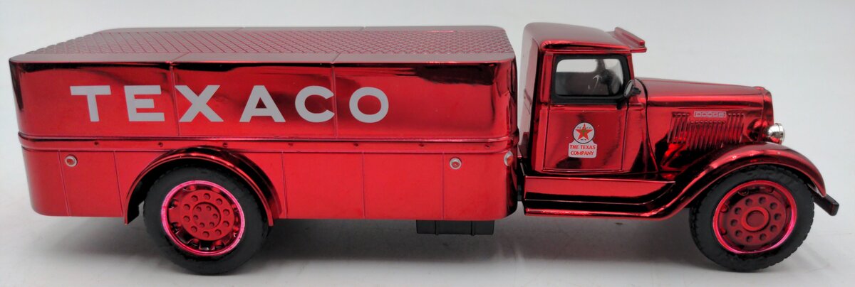 Ertl 20908P 1:38 2002 Texaco #19 1935 Dodge 3-Ton Truck Coin Bank LN/Box