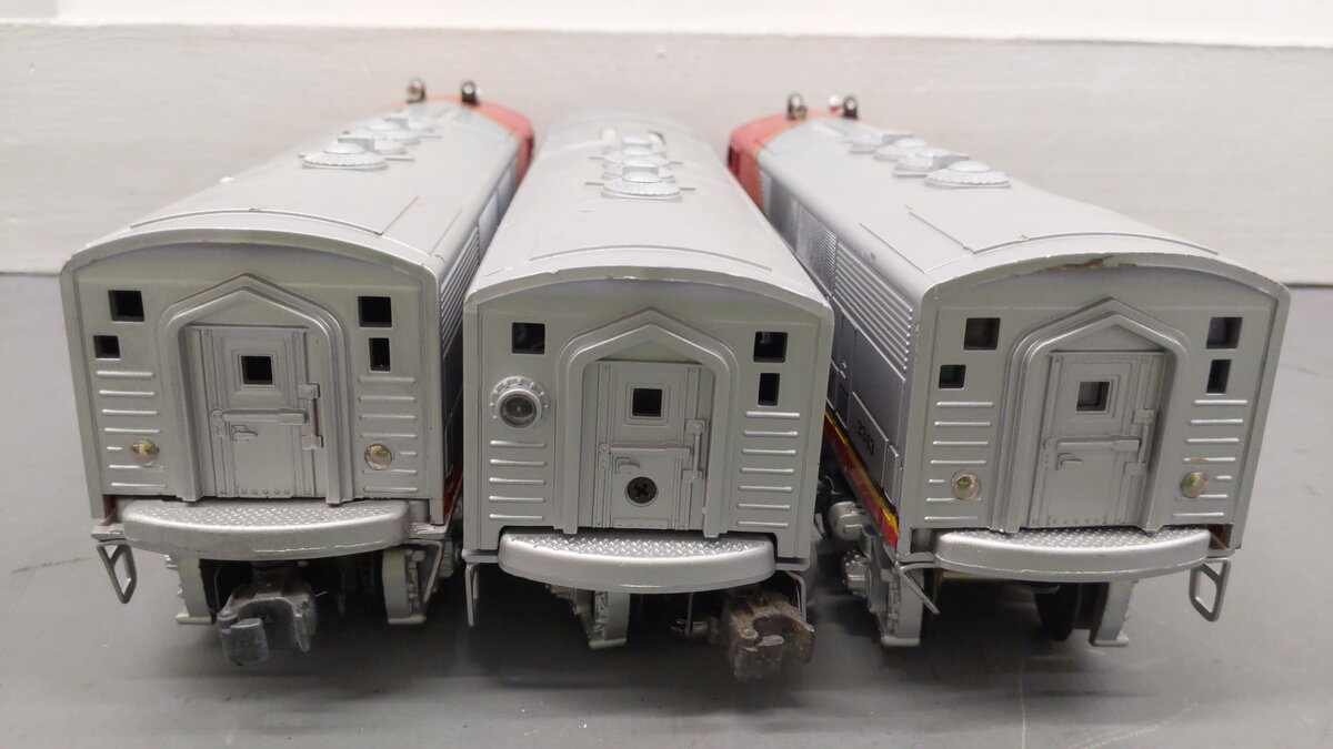 Lionel 2343 Vintage O Santa Fe F3 ABA Diesel Locomotive Set