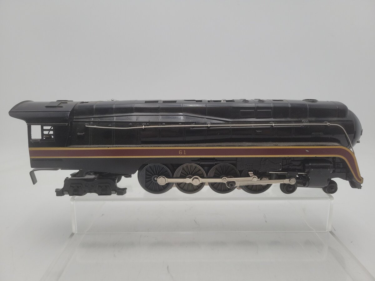 Lionel 6-8100 O Gauge Norfolk & Western 4-8-4 Steam Locomotive #611 VG