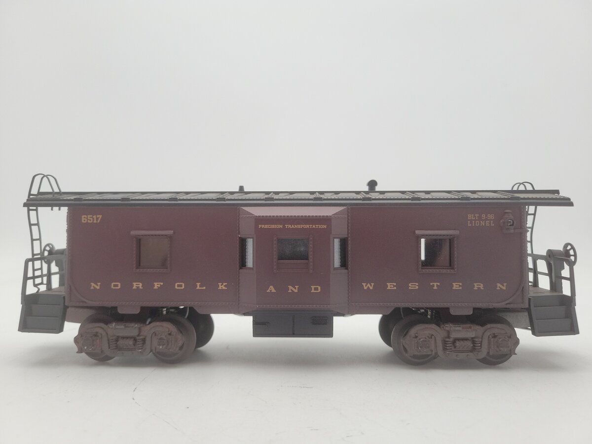 Lionel 6-19728 O Gauge Norfolk & Western Bay Window Caboose #6517 VG