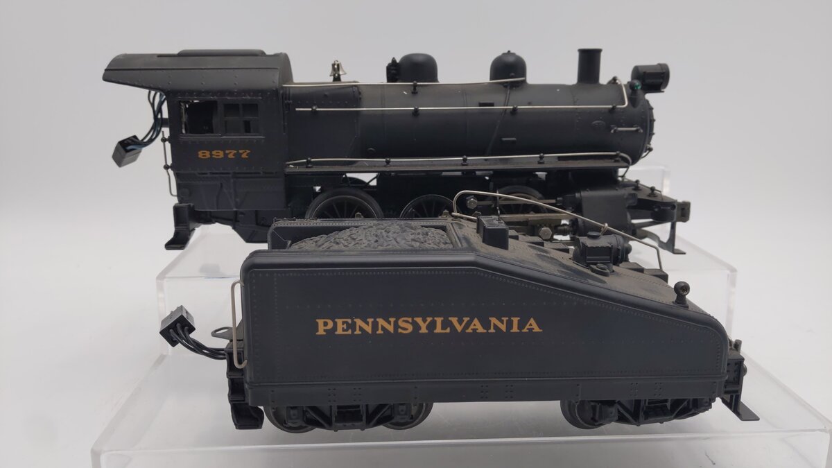 Lionel 6-18000 O Gauge Pennsylvania 0-6-0 B6 Switcher Locomotive & Tender #8977 VG
