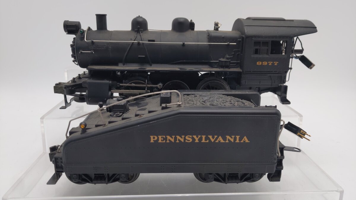 Lionel 6-18000 O Gauge Pennsylvania 0-6-0 B6 Switcher Locomotive & Tender #8977 VG