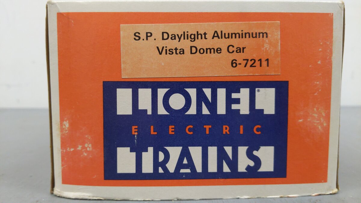 Lionel 6-7211 O Gauge Southern Pacific Daylight Aluminum Vista Dome Car EX/Box