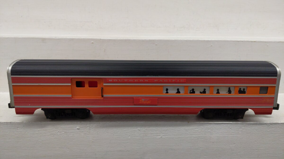 Lionel 6-9590 O Gauge Southern Pacific Daylight Illuminated Aluminum Combo Car EX/Box