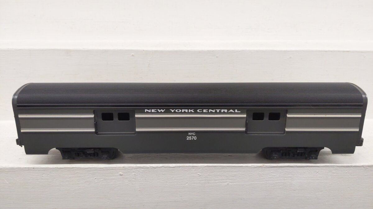 Lionel 6-19172 O Gauge New York Central Aluminum Streamlined Baggage Car #2570 EX