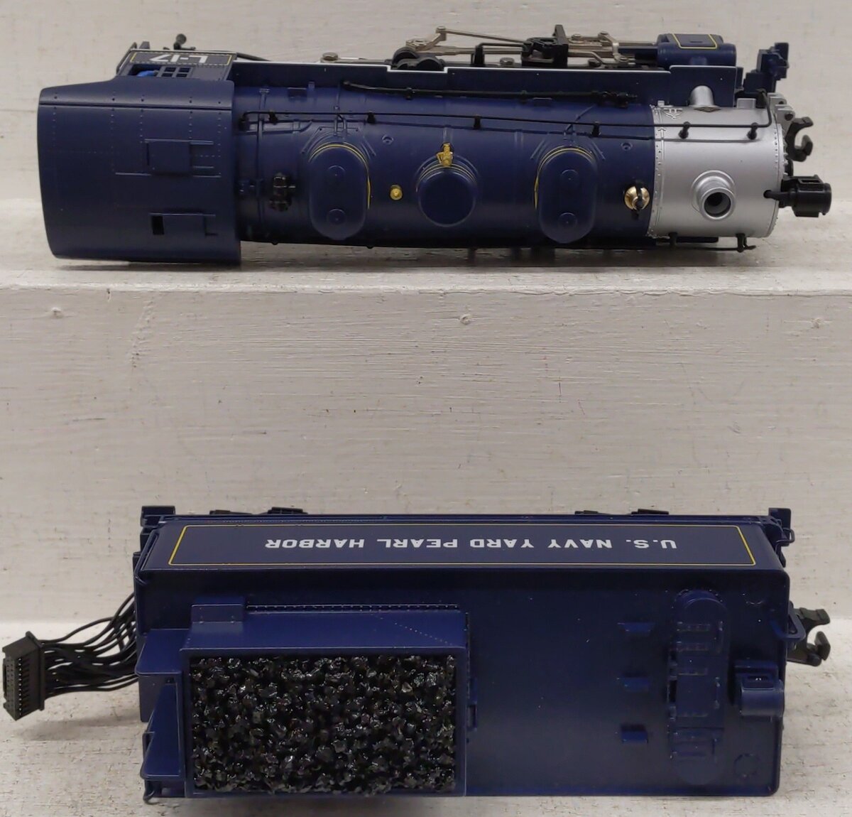 Lionel 2631670 O Muffins Pearl Harbor Legacy 0-8-0 Steam Loco & Tender #L-17 LN/Box