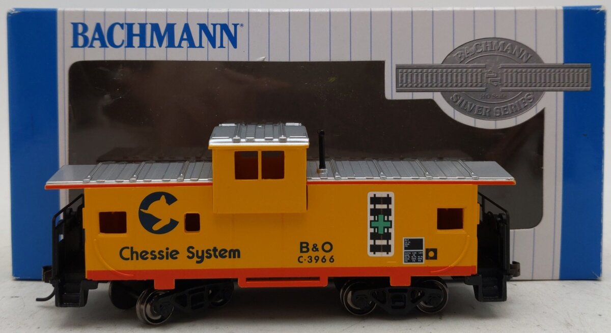 Bachmann 17709 HO Scale Chessie Yellow 36' Wide-Vision Caboose EX/Box