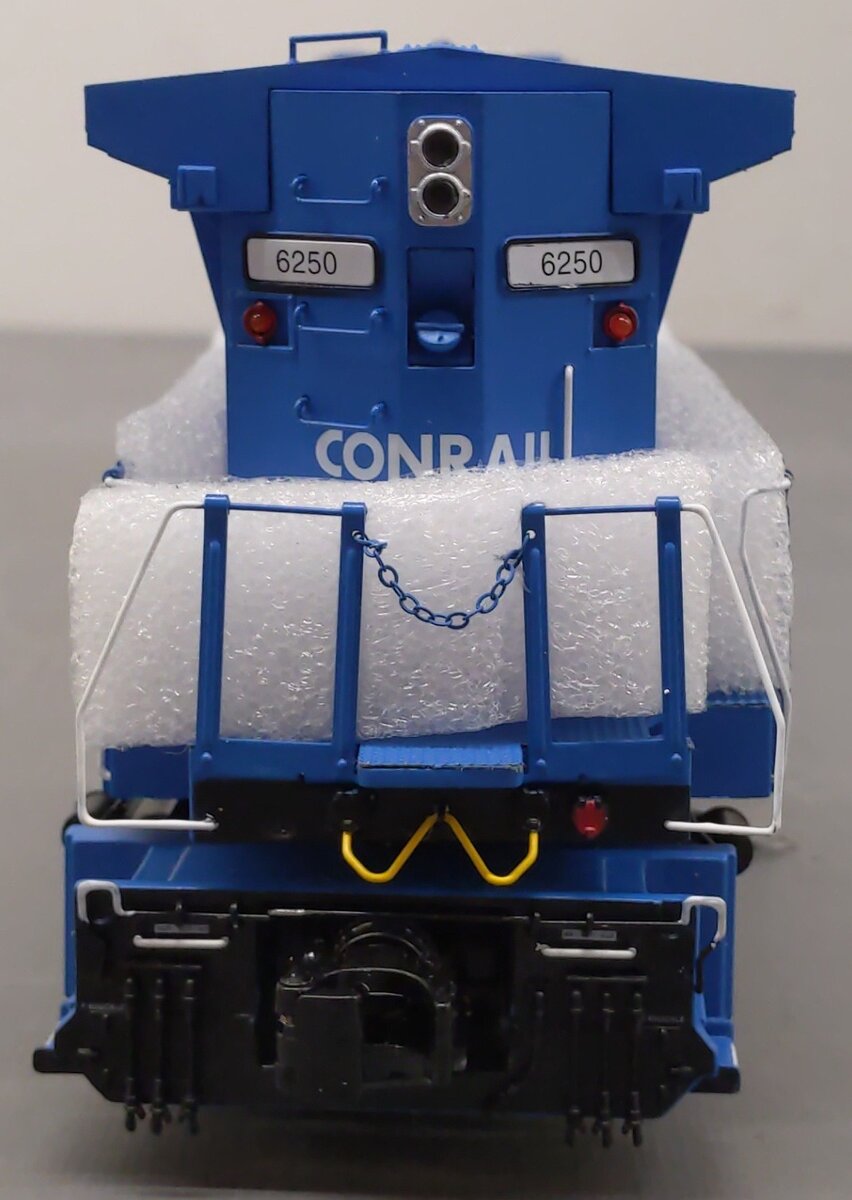 MTH 20-21969-1 O Gauge Conrail Dash 8 Diesel Locomotive #6250 w/ Proto-Sound 3.0 EX/Box