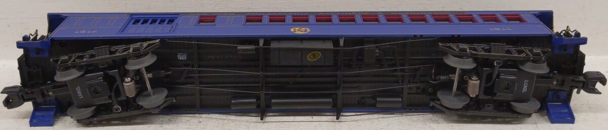 Lionel 2427561 O Gauge Royal Blue Wood Passenger #1014 LN/Box