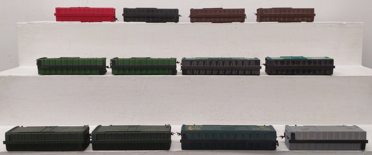AHM, Con-Cor & Other HO Scale Freight Cars [12] VG