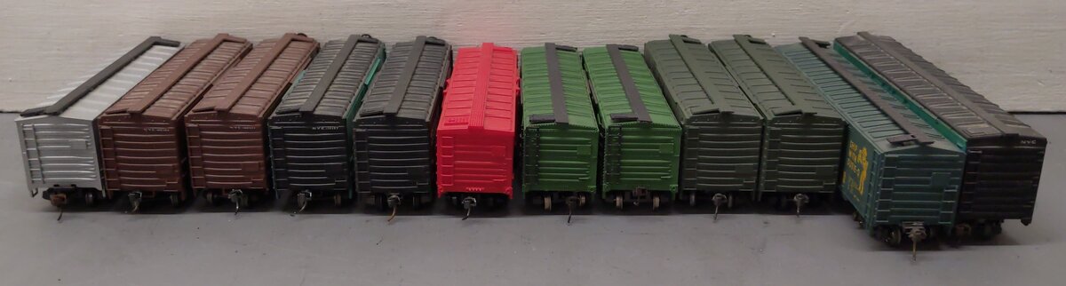 AHM, Con-Cor & Other HO Scale Freight Cars [12] VG