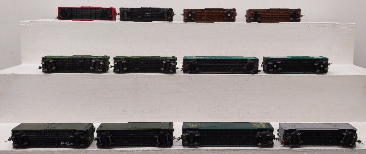 AHM, Con-Cor & Other HO Scale Freight Cars [12] VG
