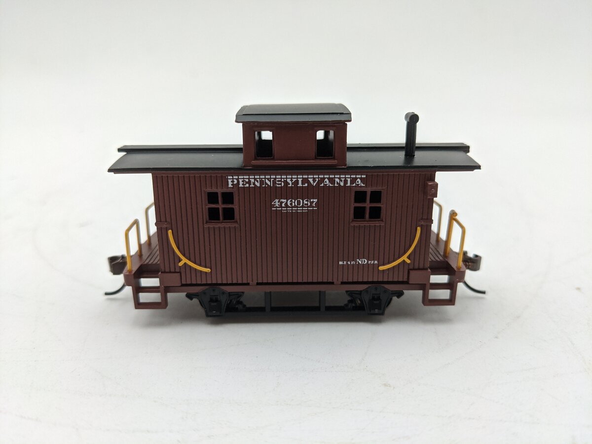 Bachmann 18402 HO Pennsylvania Old-Time Bobber Caboose #476087 LN/Box