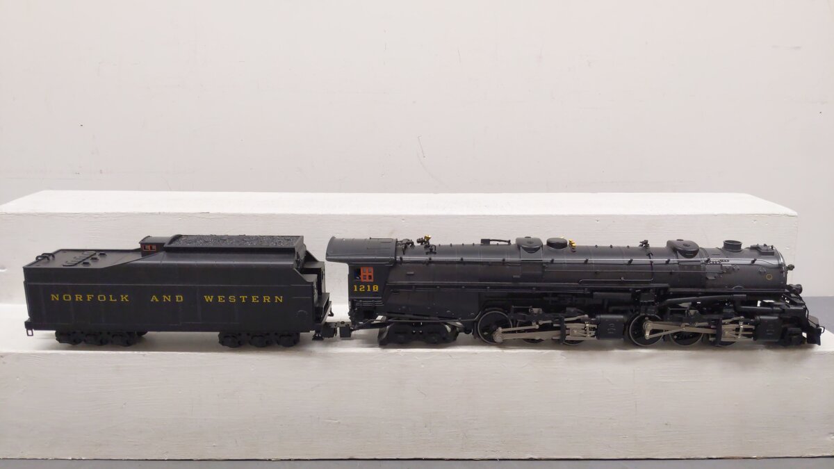 Lionel 6-28052 O Gauge N&W Class A Articulated 2-6-6-4 Steam Loco & Tender #1218 EX/Box