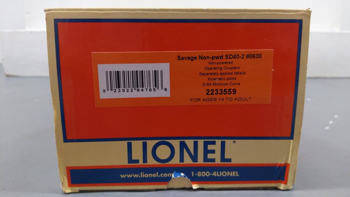 Lionel 2233559 BTO Savage Non-Powered SD40-2 Diesel Locomotive #8638 EX/Box