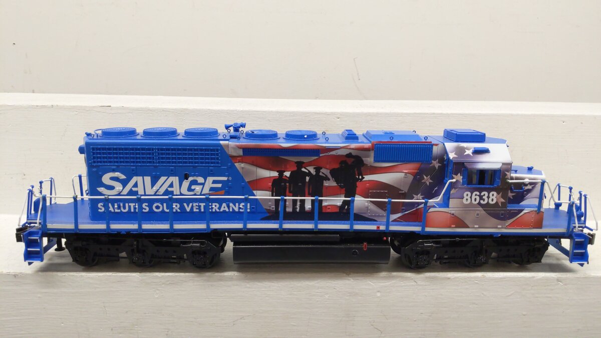 Lionel 2233559 BTO Savage Non-Powered SD40-2 Diesel Locomotive #8638 EX/Box