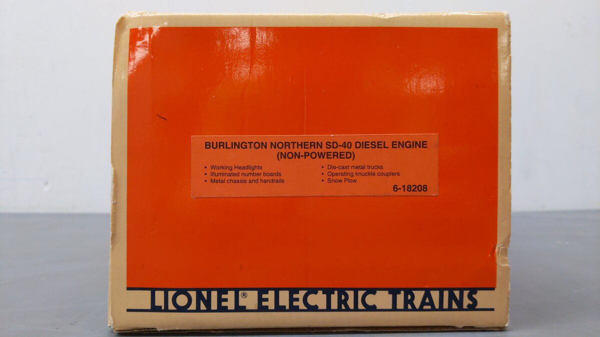 Lionel 6-18208 O Gauge Burlington Northern SD-40 Dummy Diesel Locomotive #8586 VG/Box