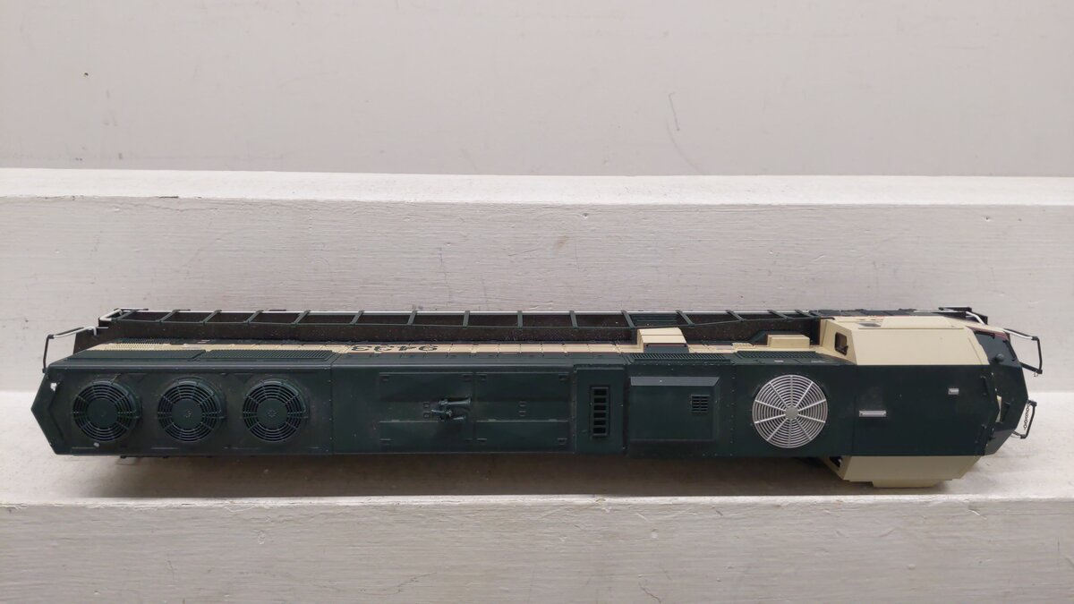 Lionel 6-28223 BNSF SD-70 Diesel Locomotive #9433 VG/Box