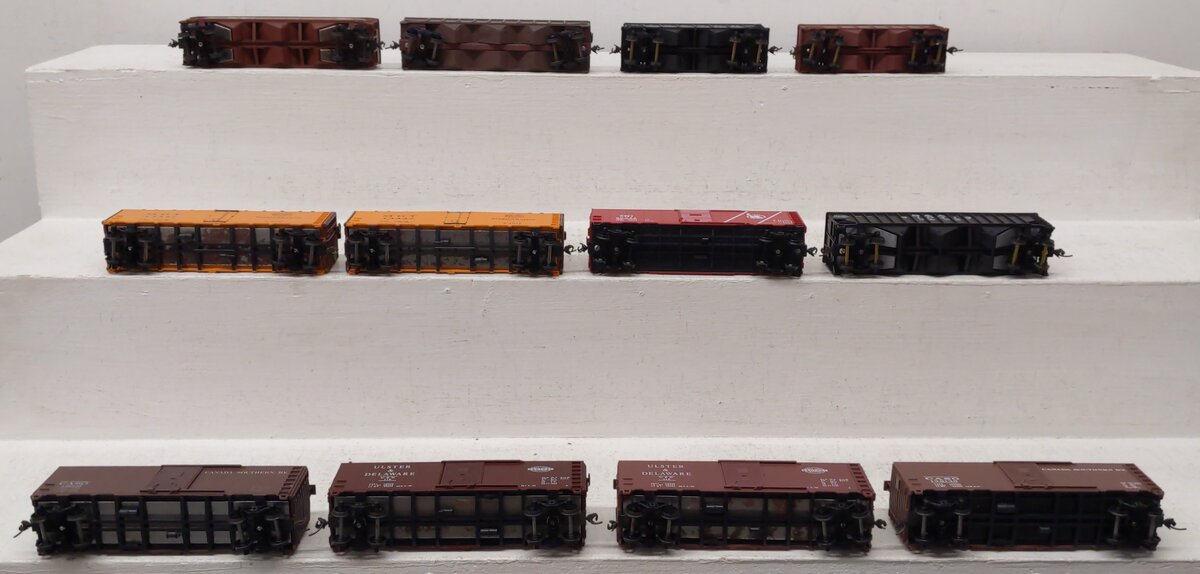 Bowser & Other HO Scale Assorted Freight Cars [12] VG