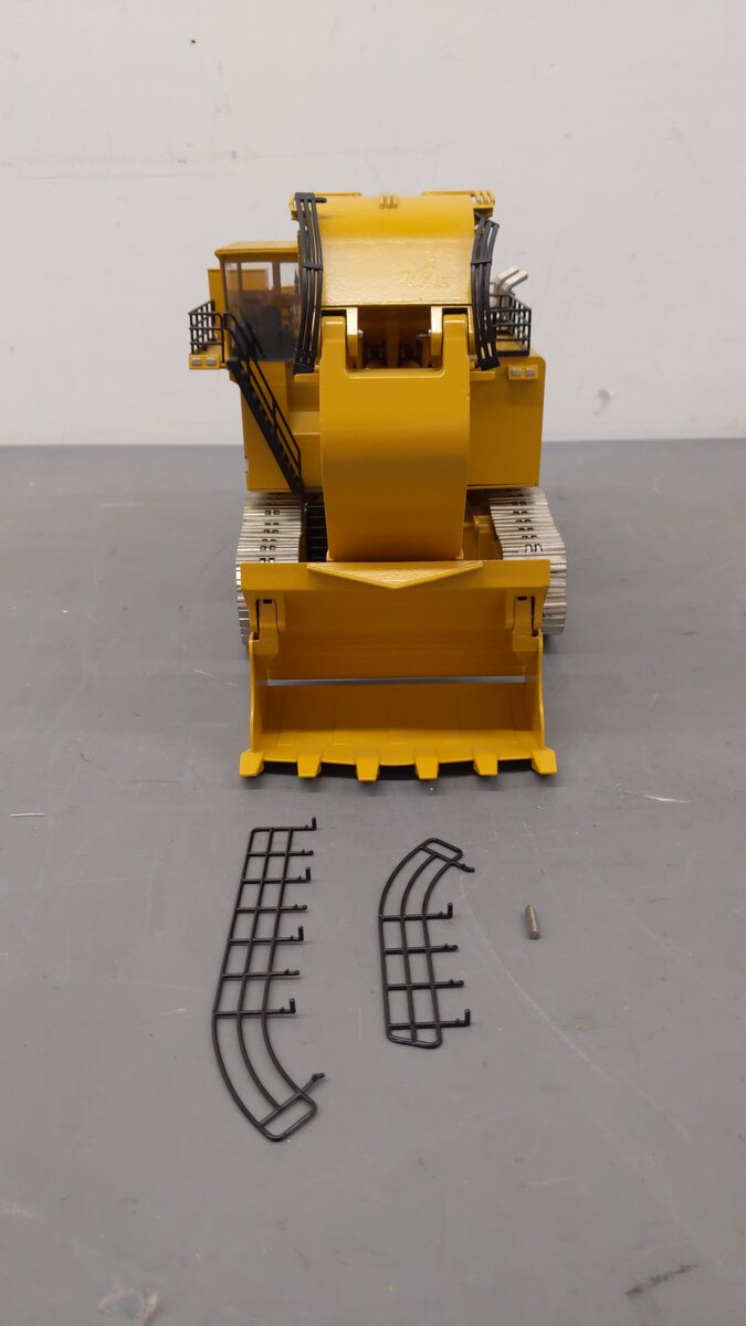 Conrad 2811 1:50 Scale Yellow Diecast Liebherr Hydraulic Excavator R996 Litronic EX/Box