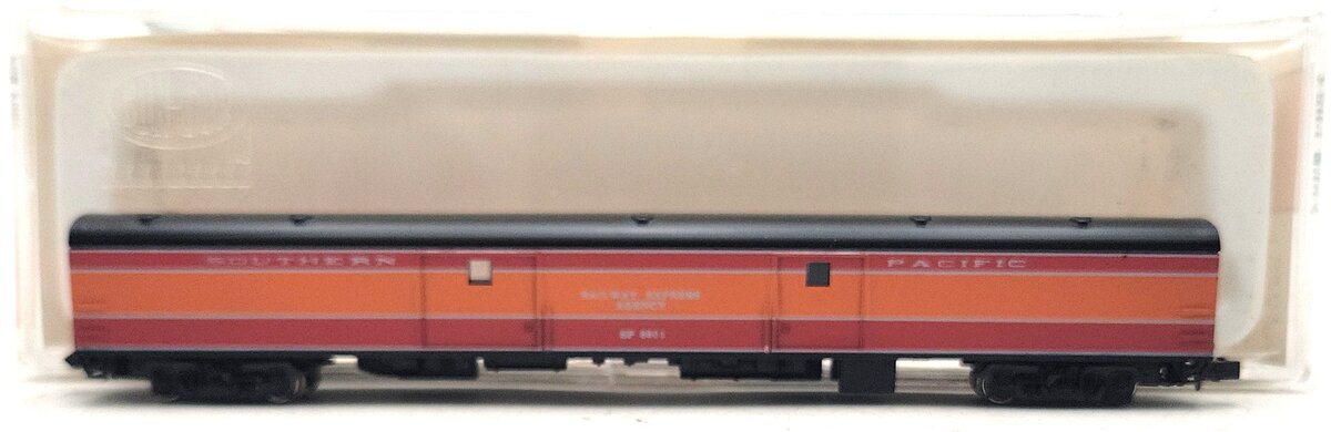 Con-Cor 0001-04081F N Scale Southern Pacific Daylight 85' Baggage Car LN/Box