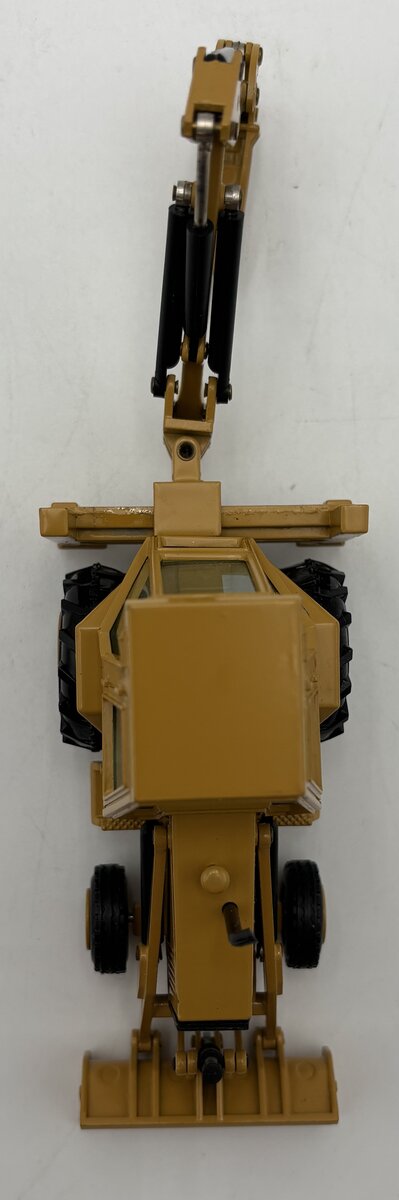 NZG 378/1 1:50 Scale Diecast 428 Backhoe Loader With Hydraulic Hammer LN/Box