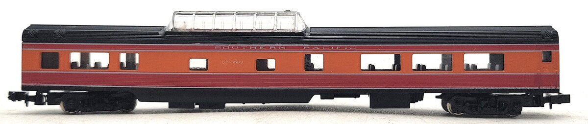 Con-Cor 0001-04061F N Scale Southern Pacific Daylight 85' Vista Dome Passenger  EX/Box