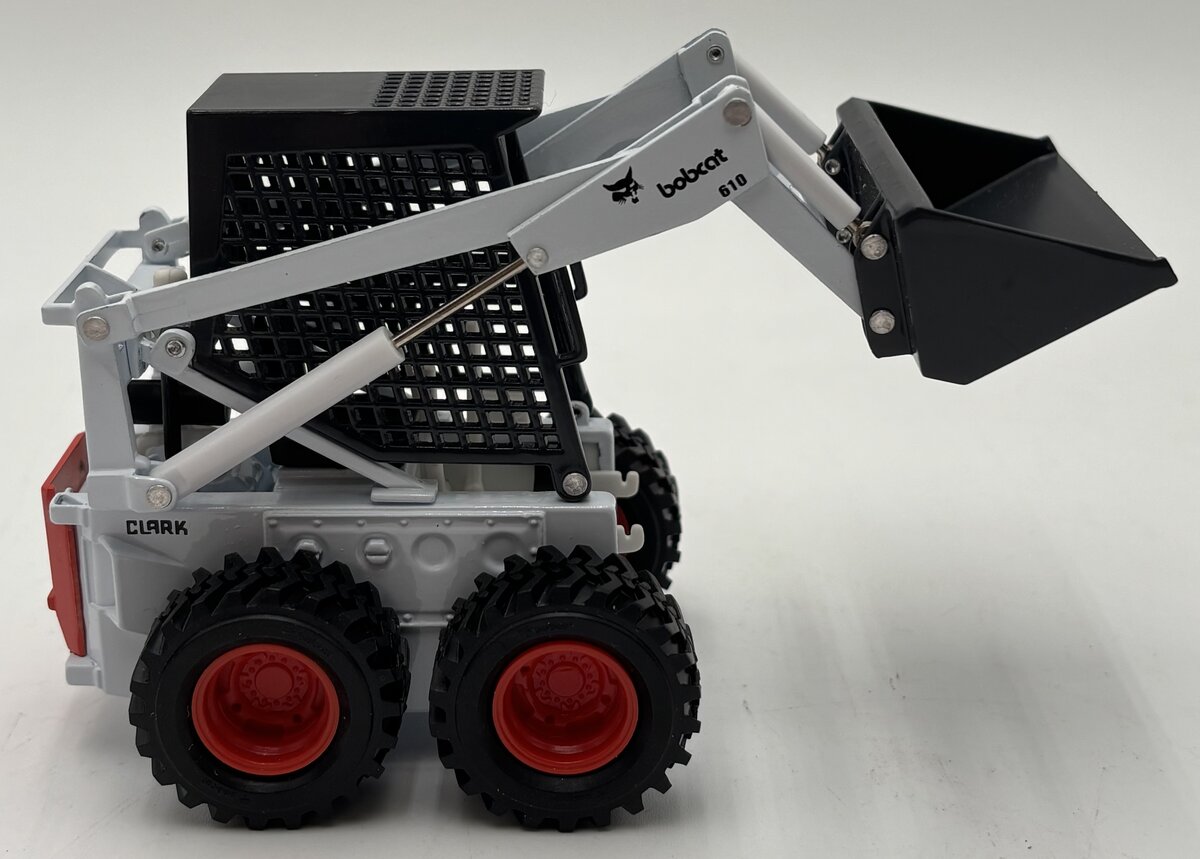 Melroe 1:25 Scale Diecast Loader Model 610 LN/Box