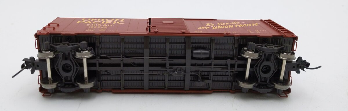 Trix 24900 HO Scale Union Pacific 40' Steel Box Car #188545 LN/Box