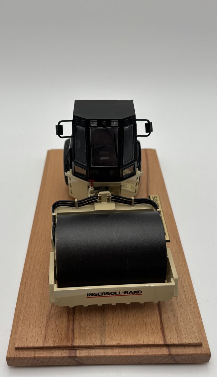 Ingersoll-Rand 59260521 1:30 Vibratory Compactor SD-175 EX/Box