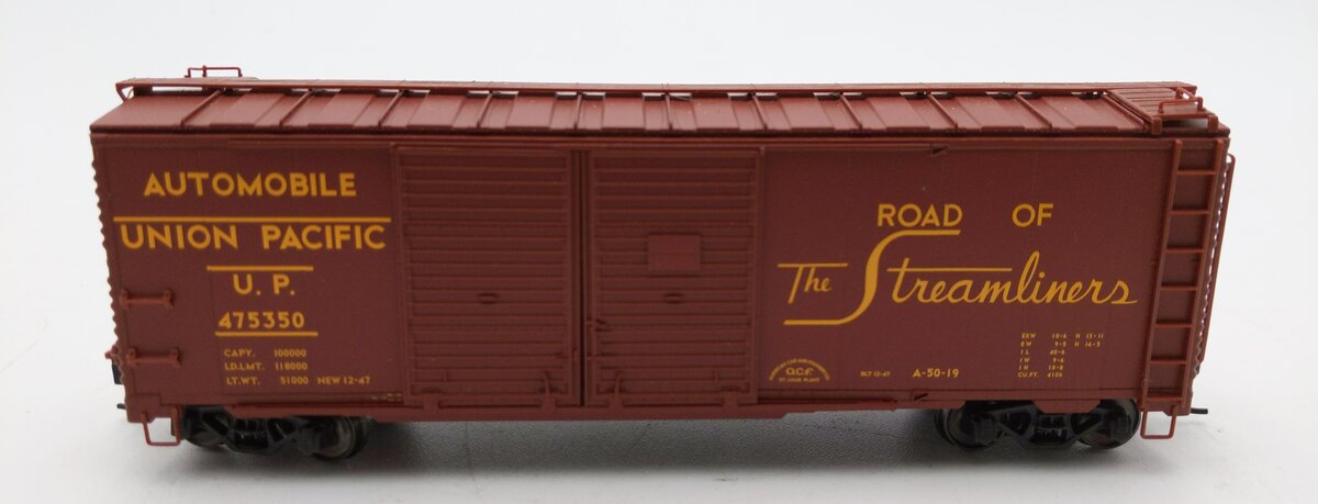 Trix 24902-14 HO Scale Union Pacific Double Door Automobile Boxcar #475350 LN/Box