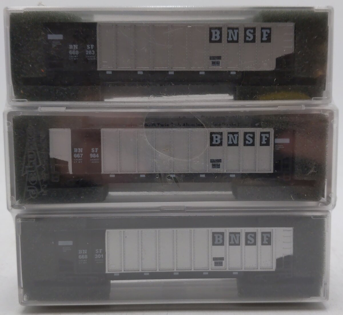 Deluxe Innovations 12090 N Scale BNSF Twin Tub Coal Gondola (Set of 6) MT/Box